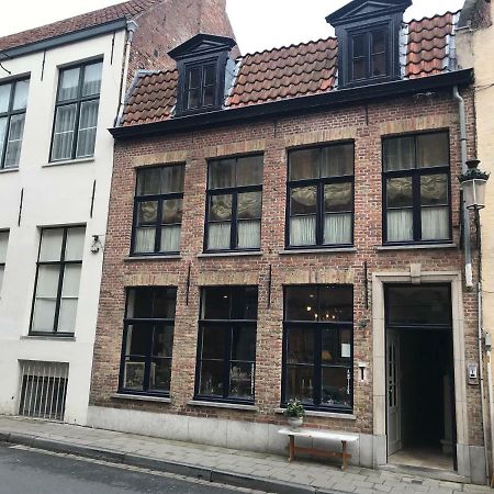 Guesthouse Dijver - Serene Escape In The Heart Of Historic Brugge Ngoại thất bức ảnh